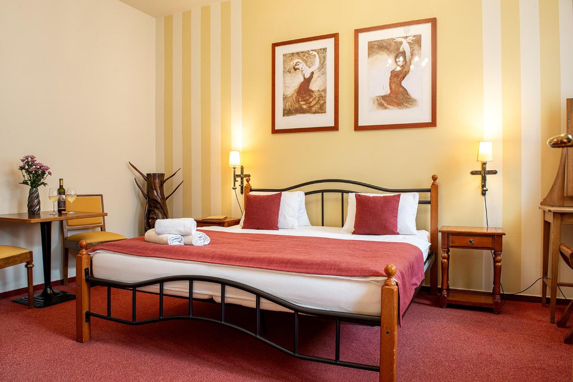 Residence Hattrick Praha Bagian luar foto