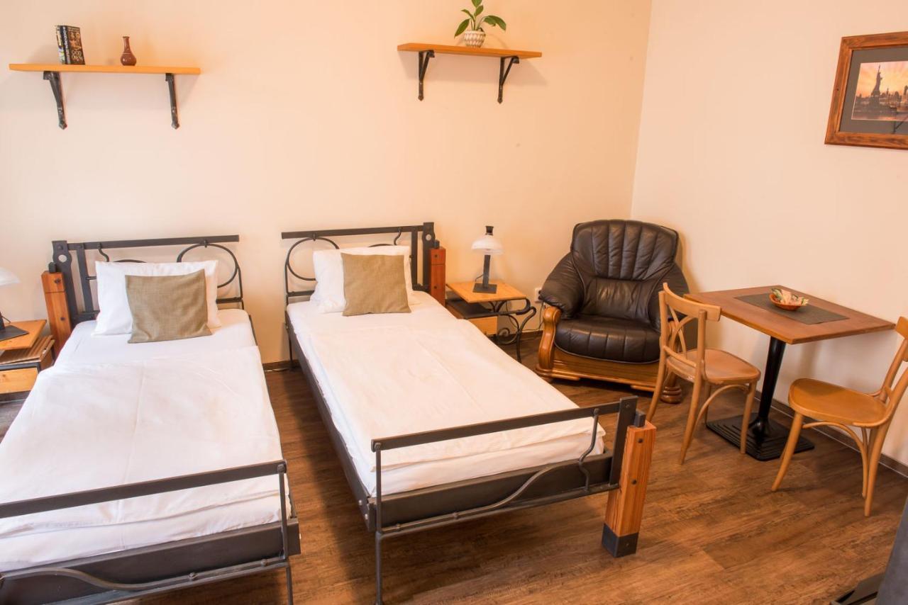 Residence Hattrick Praha Bagian luar foto